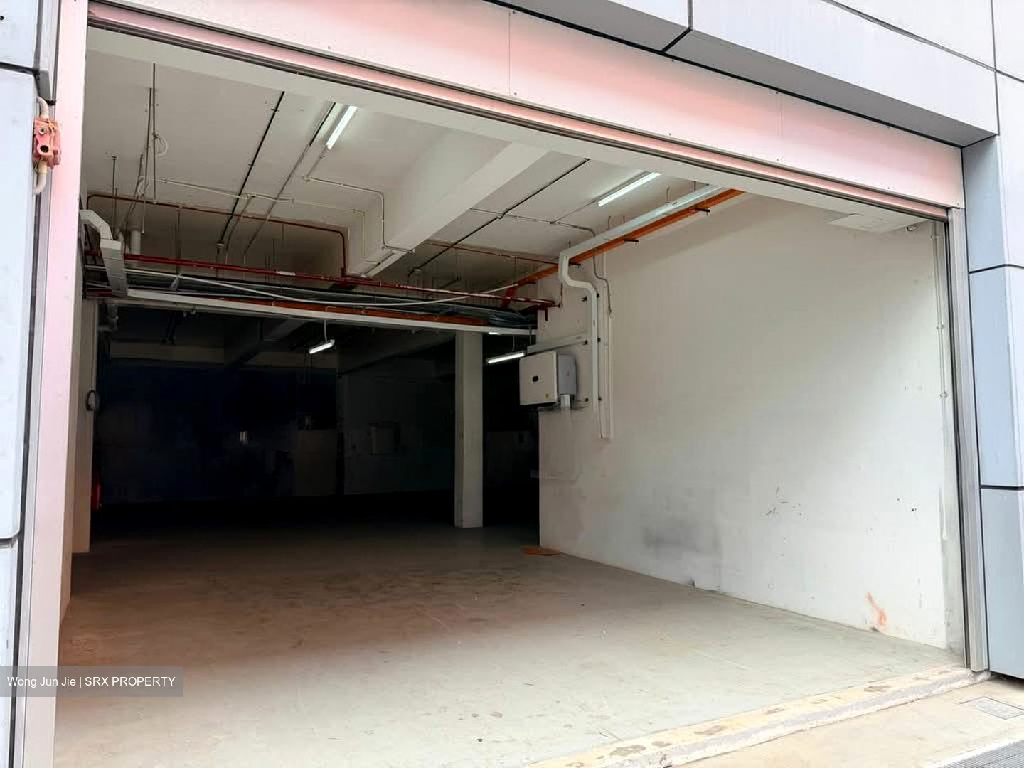 Bonia House (D19), Warehouse #529091801